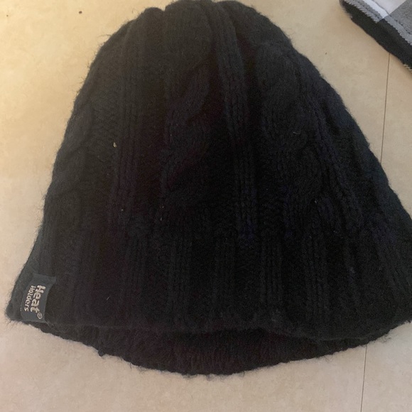 Winter hat - Picture 2 of 2